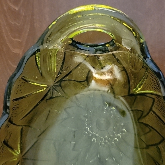 VTG 1960s Avocado Green Indiana Cut Glass Lily Pons Dish - Picture 6 of 7